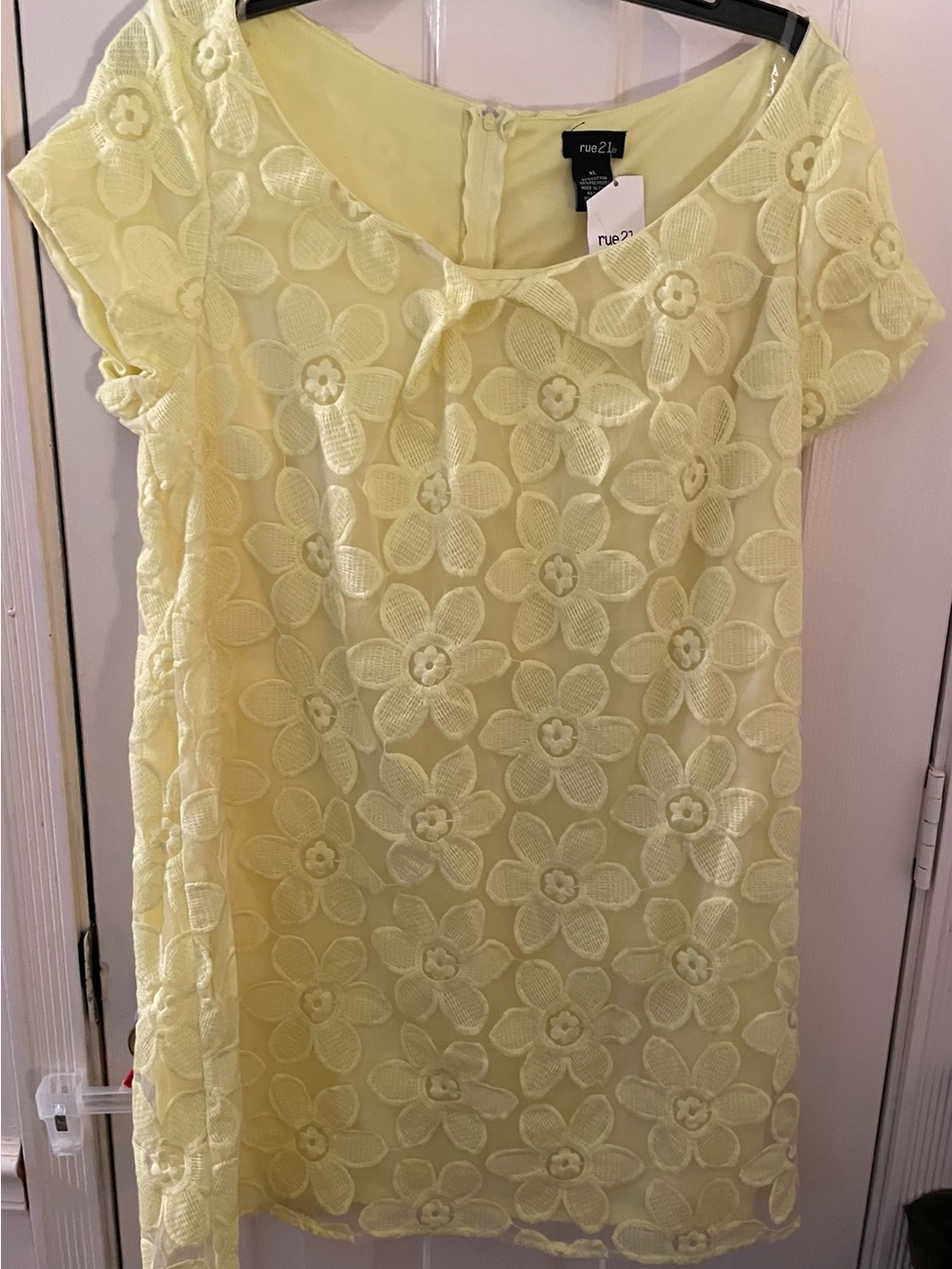 rue21 Women’s Yellow  Floral Lace Dress NWT